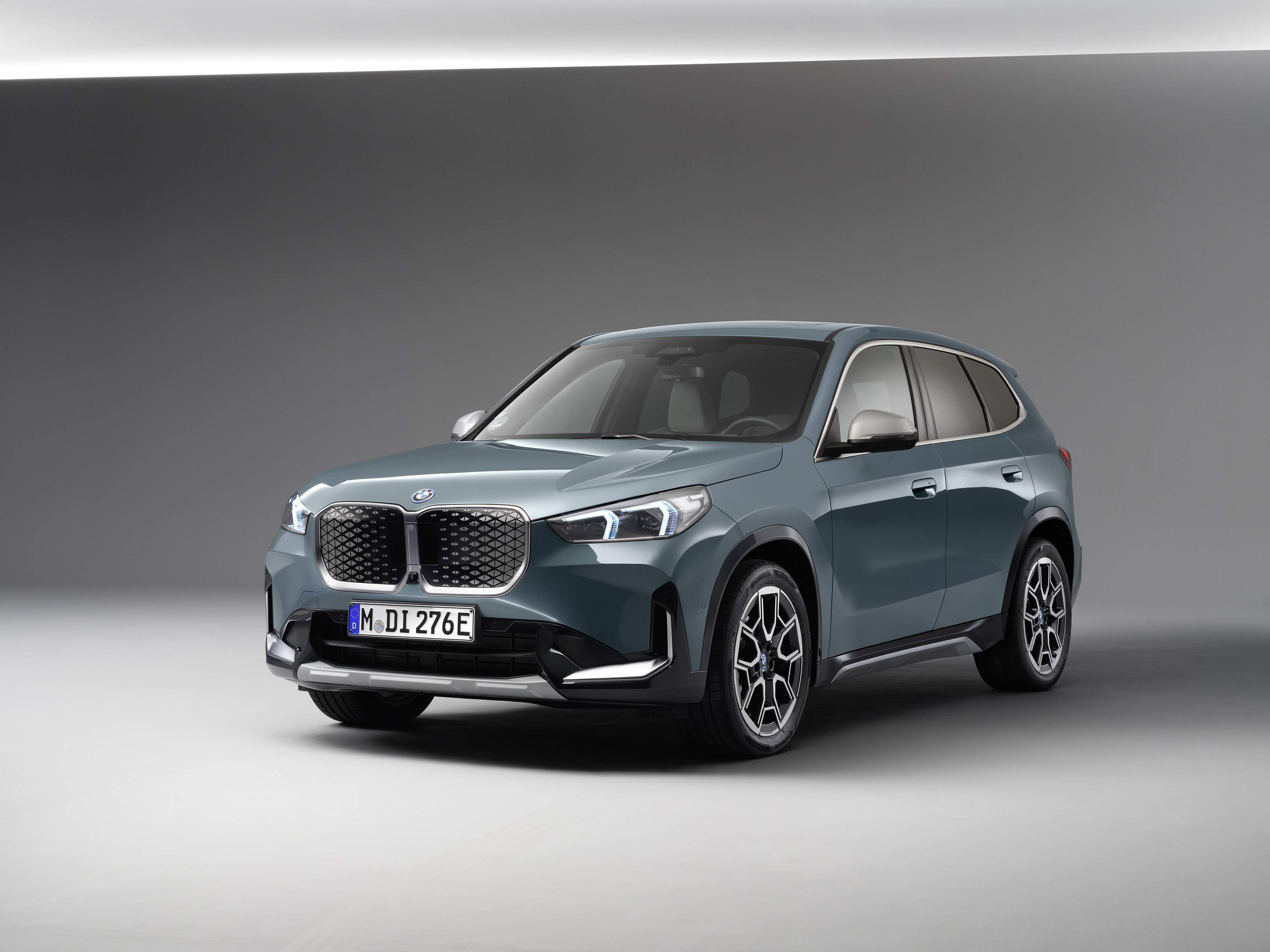 BMW iX1 707