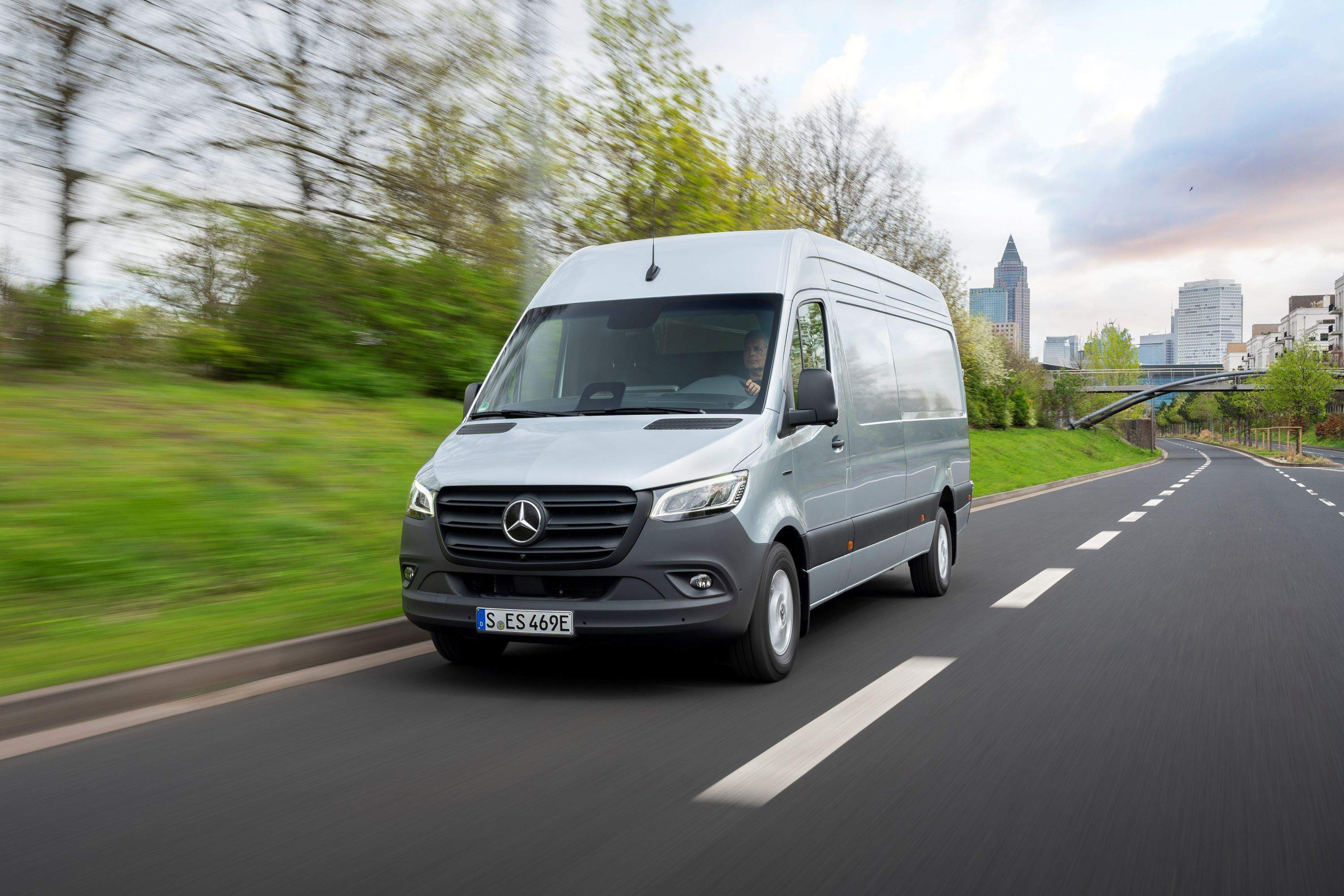 Mercedes Sprinter 2