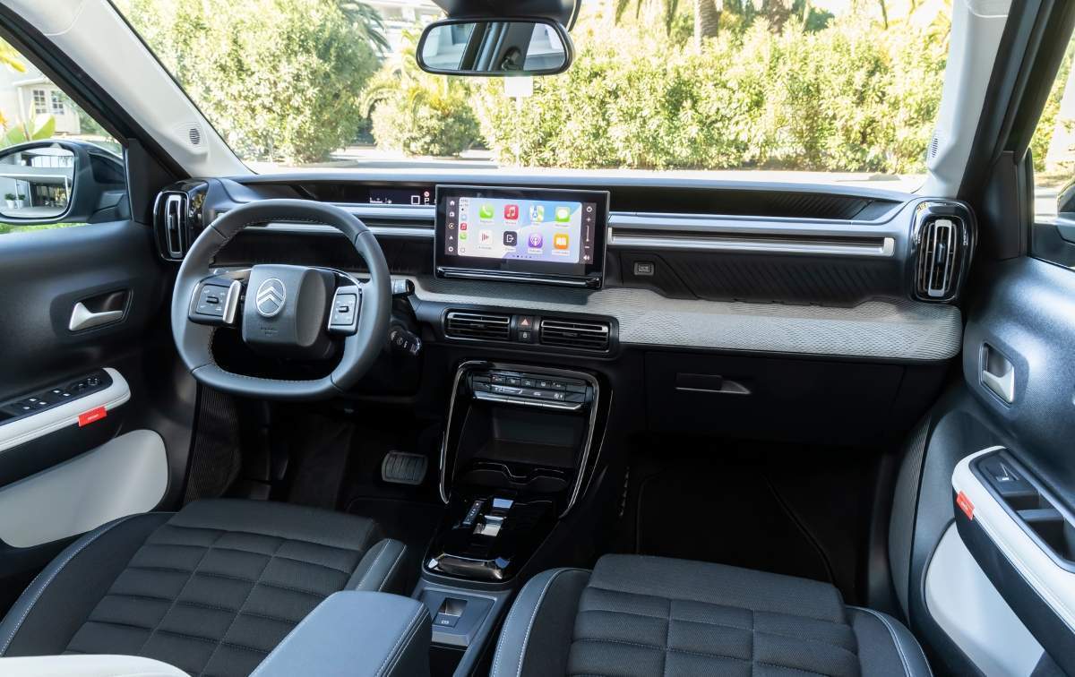 c3 aircross interni