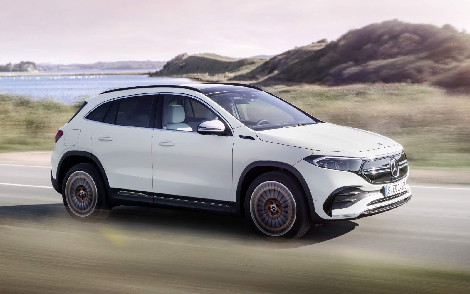 Mercedes-Benz EQA